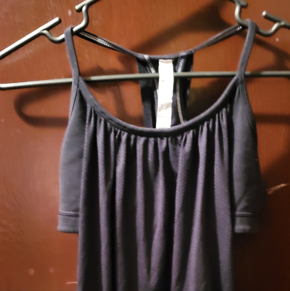 Lululemon sports shirt with build in sports bra